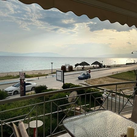 Sea 2 See Paralia Ofryniou Orfánion Exterior photo
